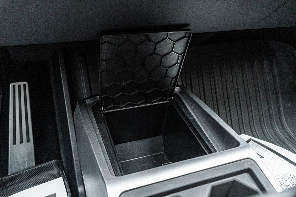 2024 Tesla Cybertruck Base