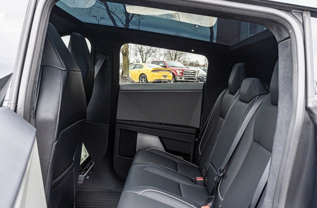 2024 Tesla Cybertruck Base