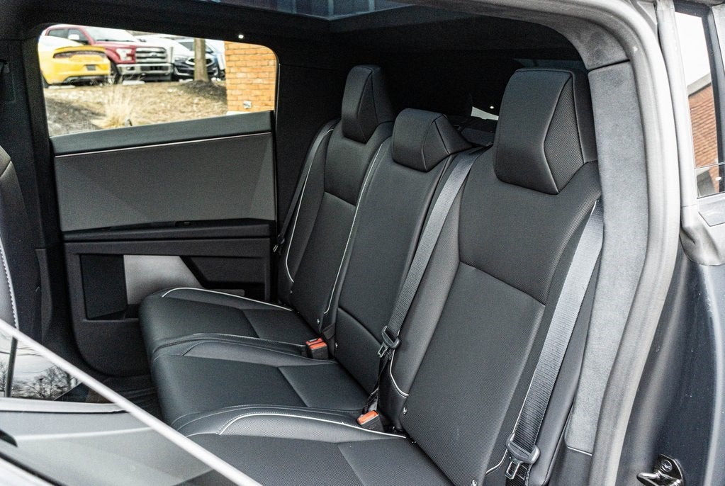 2024 Tesla Cybertruck Base