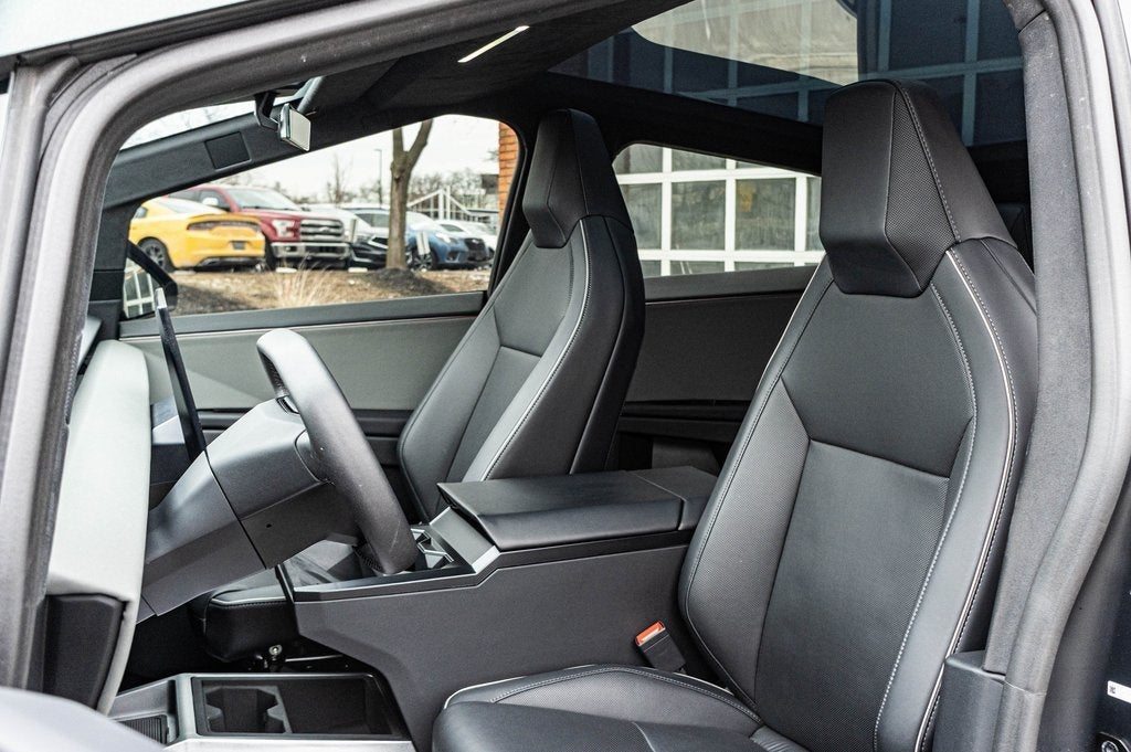 2024 Tesla Cybertruck Base