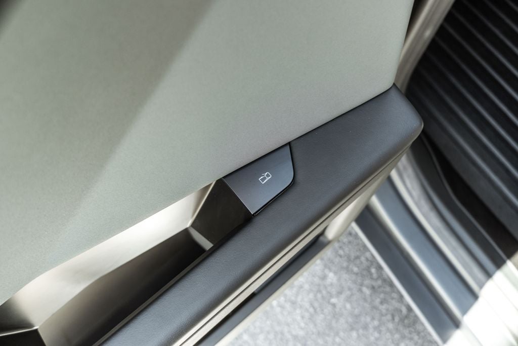 2025 Tesla Cybertruck Base