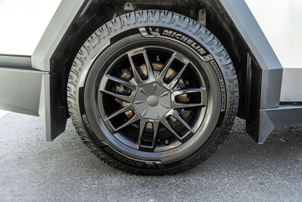 2025 Tesla Cybertruck Base