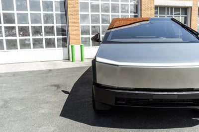 2025 Tesla Cybertruck Base