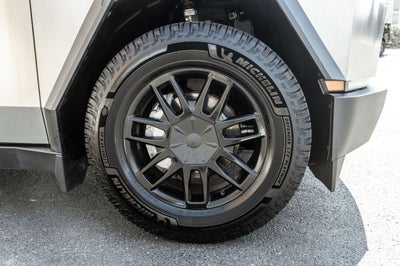 2025 Tesla Cybertruck Base