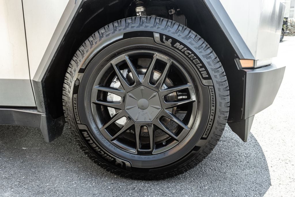 2025 Tesla Cybertruck Base