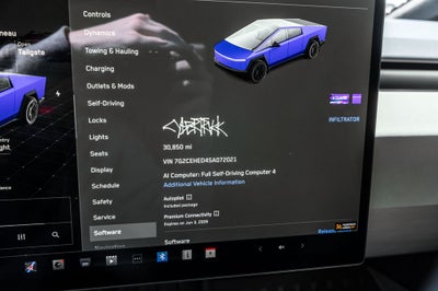 2025 Tesla Cybertruck Base