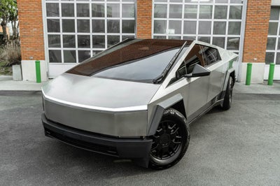 2024 Tesla Cybertruck Base