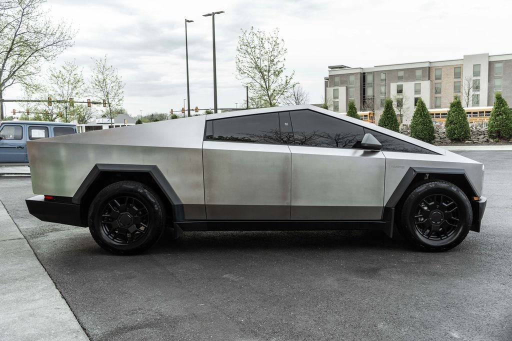 2024 Tesla Cybertruck Base