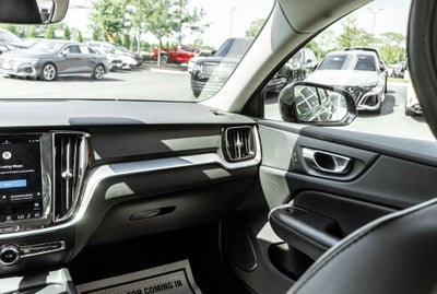2024 Volvo S60 B5 Core Dark Theme