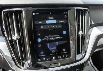 2024 Volvo S60 B5 Core Dark Theme