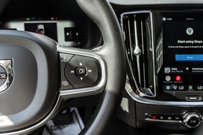 2024 Volvo S60 B5 Core Dark Theme