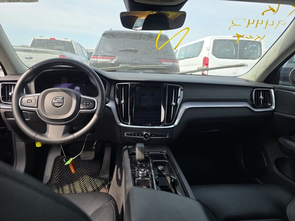 2024 Volvo S60 B5 Core Dark Theme