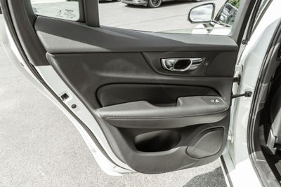 2023 Volvo S60 B5 Plus Dark Theme