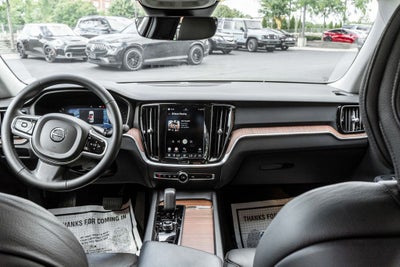 2023 Volvo S60 B5 Plus Dark Theme