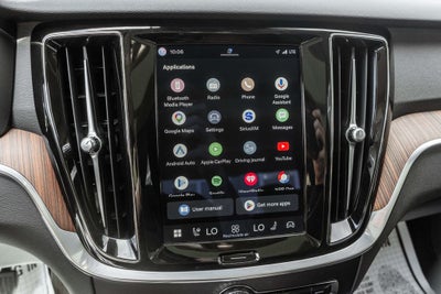 2023 Volvo S60 B5 Plus Dark Theme