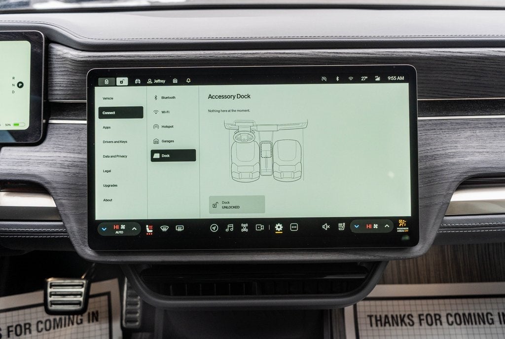 2024 Rivian R1S Adventure