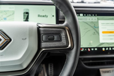 2024 Rivian R1S Adventure