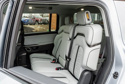 2024 Rivian R1S Adventure