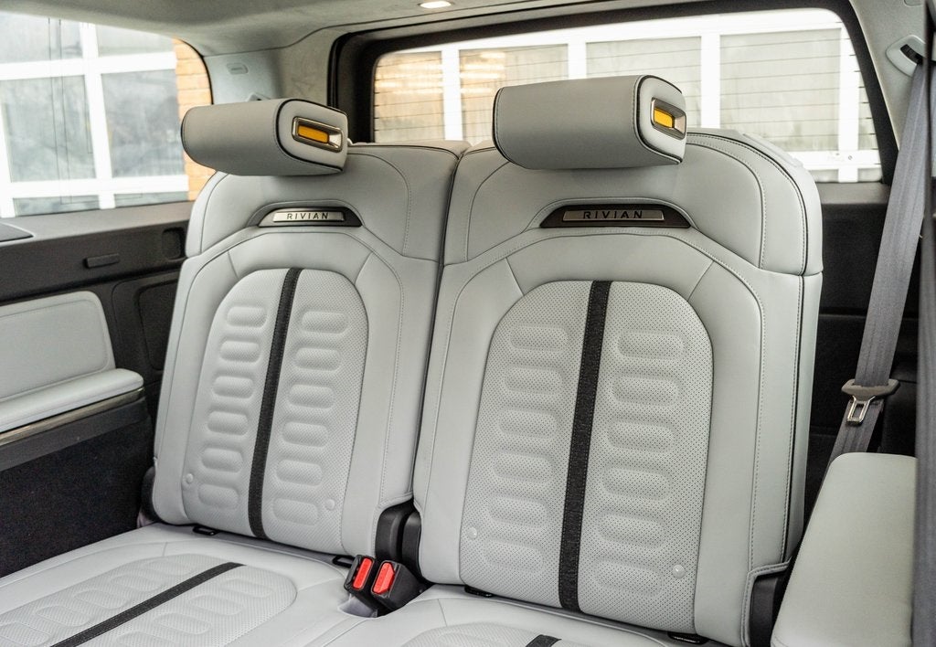 2024 Rivian R1S Adventure