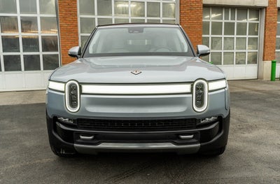 2024 Rivian R1S Adventure
