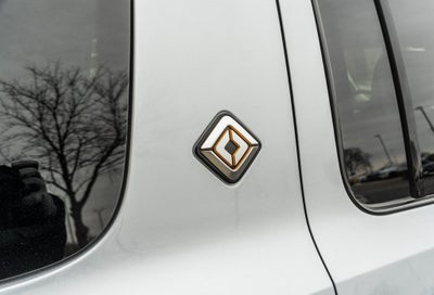 2024 Rivian R1S Adventure