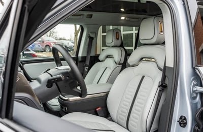 2024 Rivian R1S Adventure