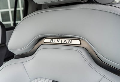 2024 Rivian R1S Adventure