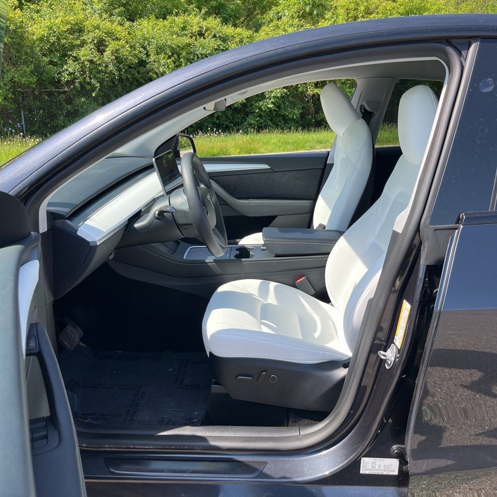2025 Tesla Model Y Long Range