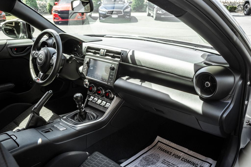 2025 Toyota GR86 Base