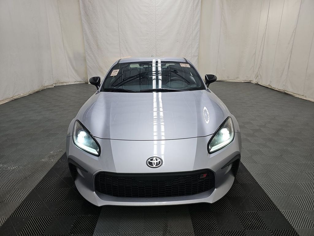2025 Toyota GR86 Base