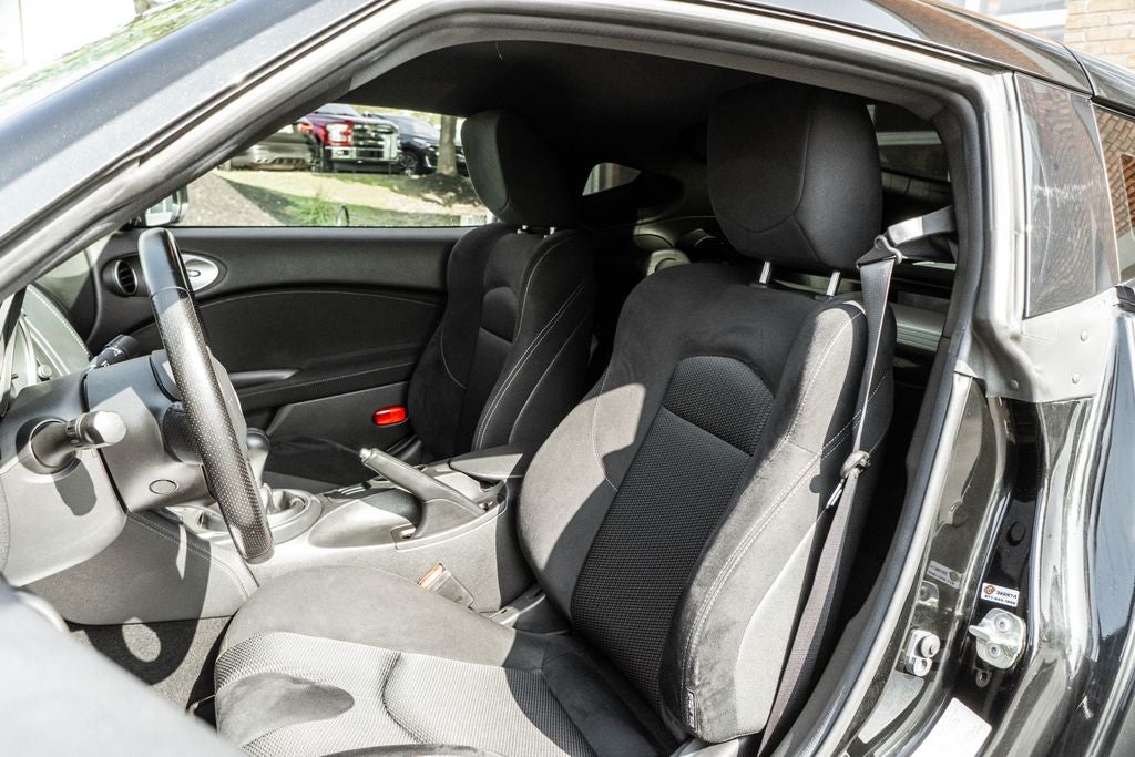 2017 Nissan 370Z Touring