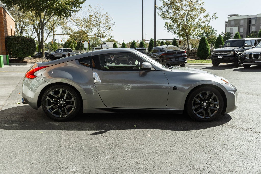 2017 Nissan 370Z Base