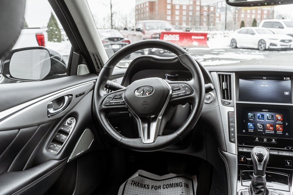 2023 INFINITI Q50 LUXE