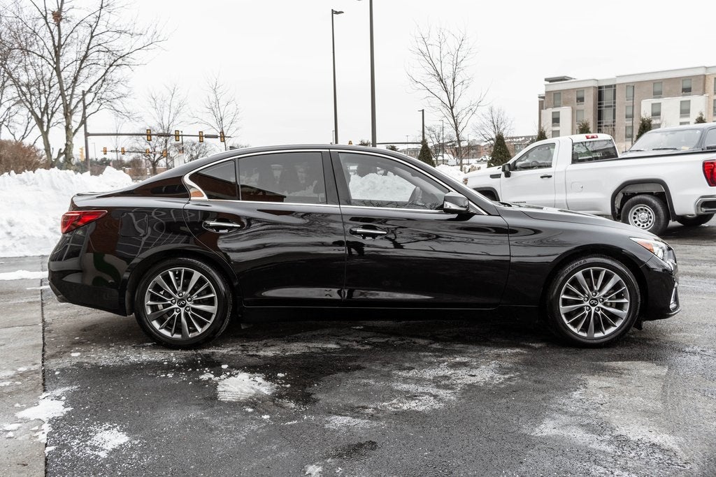 2023 INFINITI Q50 LUXE