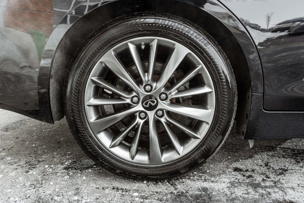 2023 INFINITI Q50 LUXE