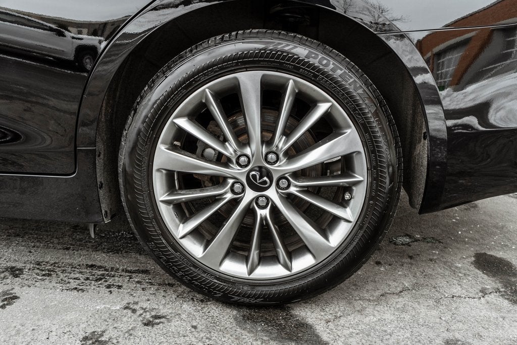 2023 INFINITI Q50 LUXE