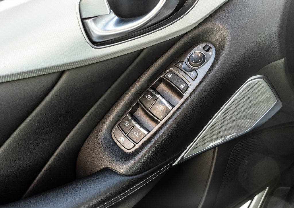 2022 INFINITI Q50 LUXE