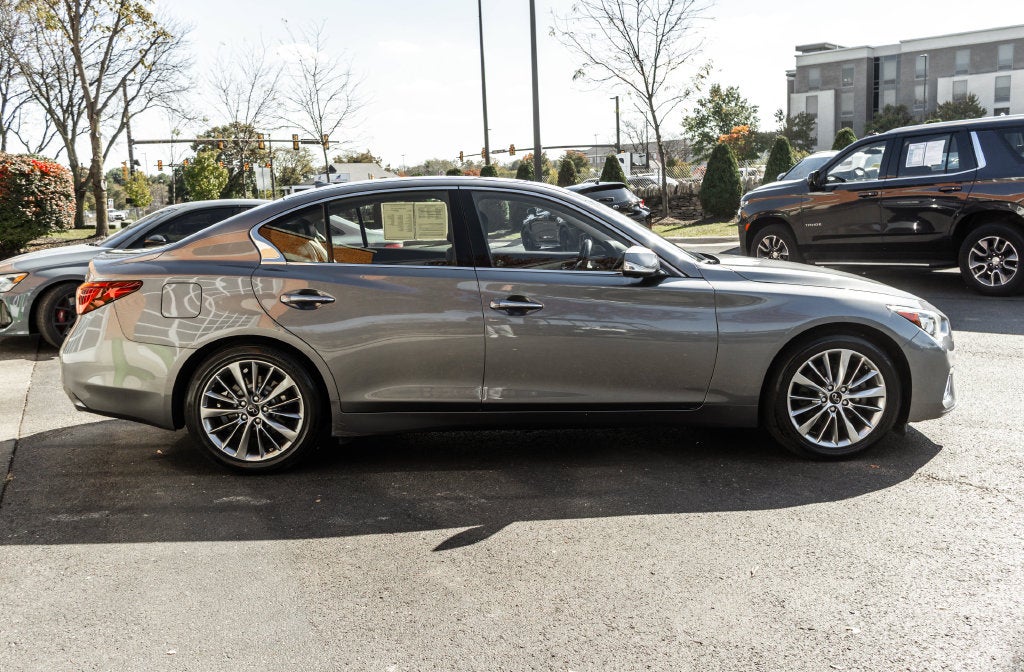2022 INFINITI Q50 LUXE