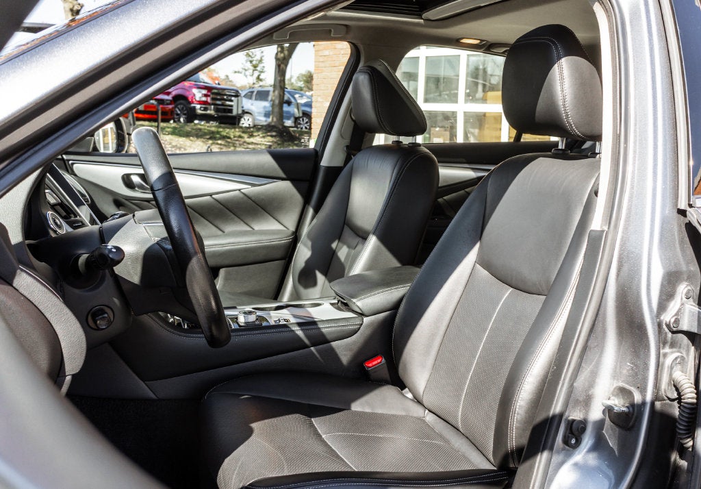2022 INFINITI Q50 LUXE