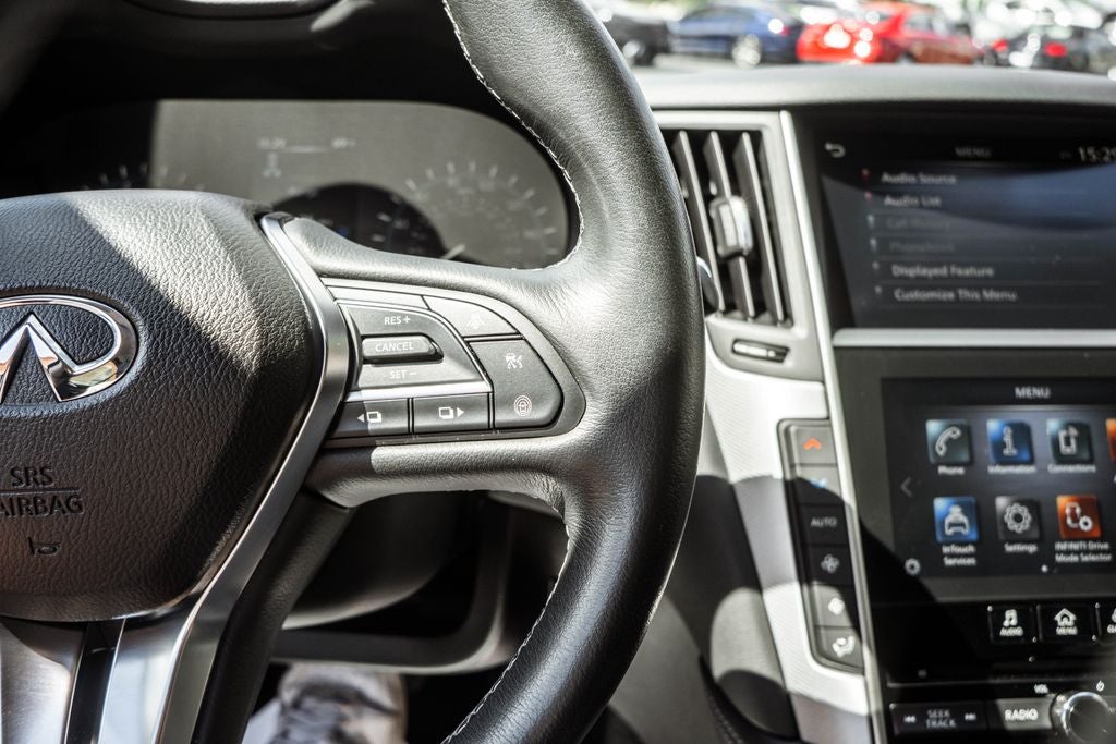 2022 INFINITI Q50 LUXE