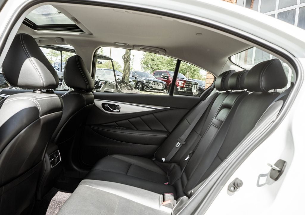 2022 INFINITI Q50 LUXE