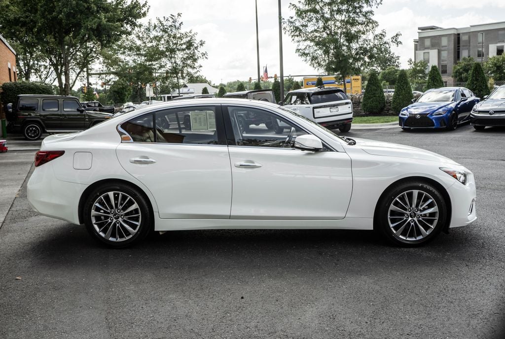 2022 INFINITI Q50 LUXE