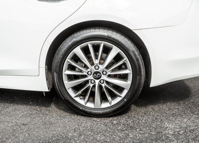 2022 INFINITI Q50 LUXE