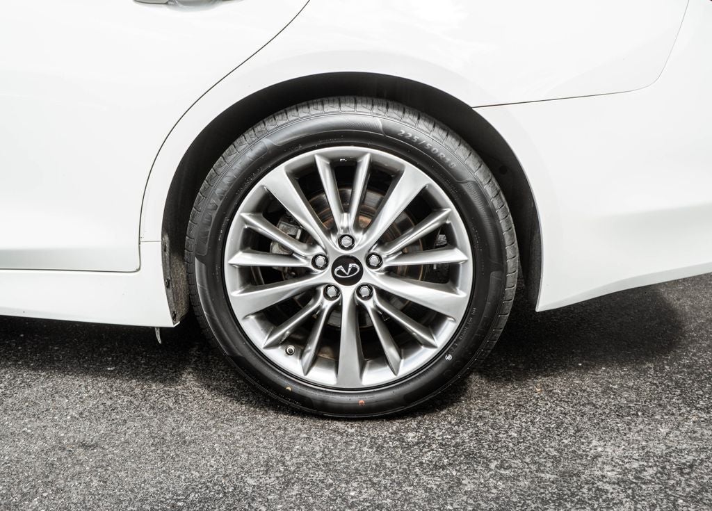 2022 INFINITI Q50 LUXE