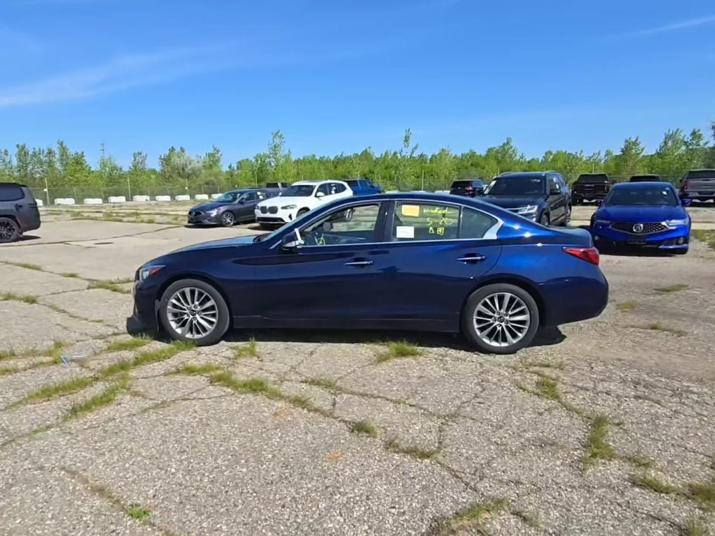 2022 INFINITI Q50 LUXE