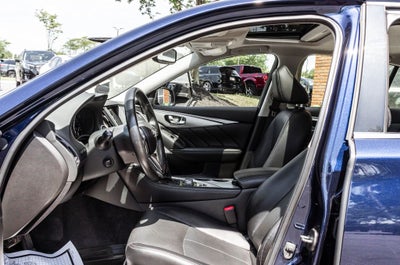 2022 INFINITI Q50 LUXE