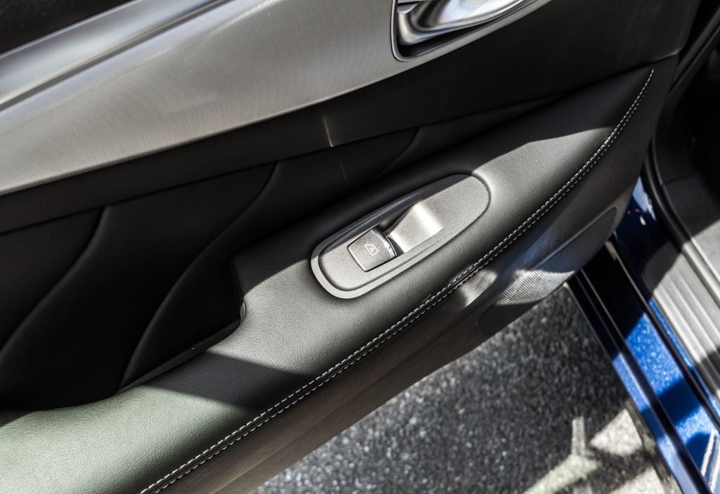 2022 INFINITI Q50 LUXE