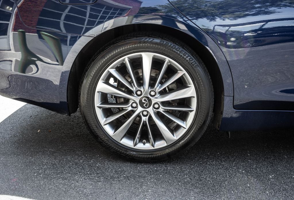 2022 INFINITI Q50 LUXE