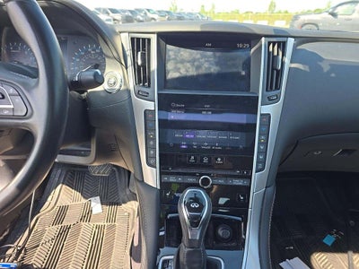 2022 INFINITI Q50 LUXE