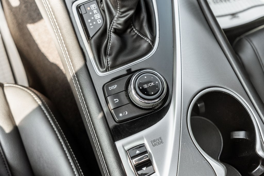 2018 INFINITI Q60 3.0t LUXE